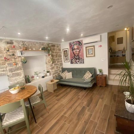 Apartman Oleandar Kaštela Kültér fotó