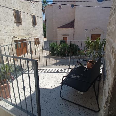 Apartman Oleandar Kaštela Kültér fotó