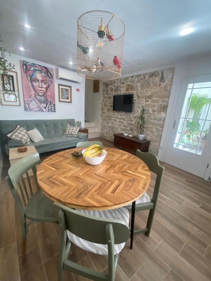 Apartman Oleandar Kaštela Kültér fotó