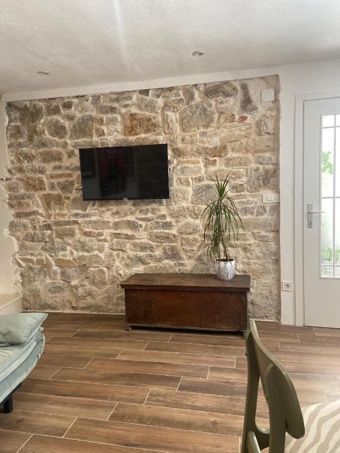 Apartman Oleandar Kaštela Kültér fotó