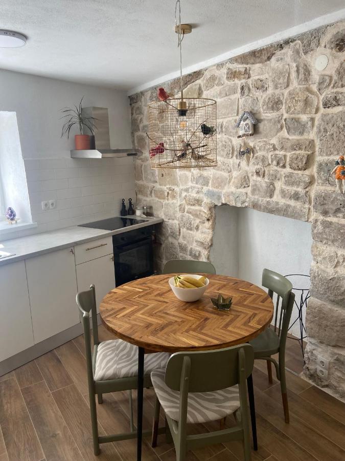Apartman Oleandar Kaštela Kültér fotó