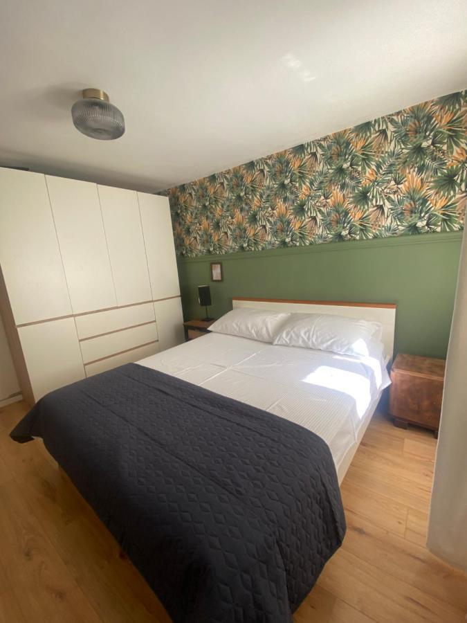 Apartman Oleandar Kaštela Kültér fotó